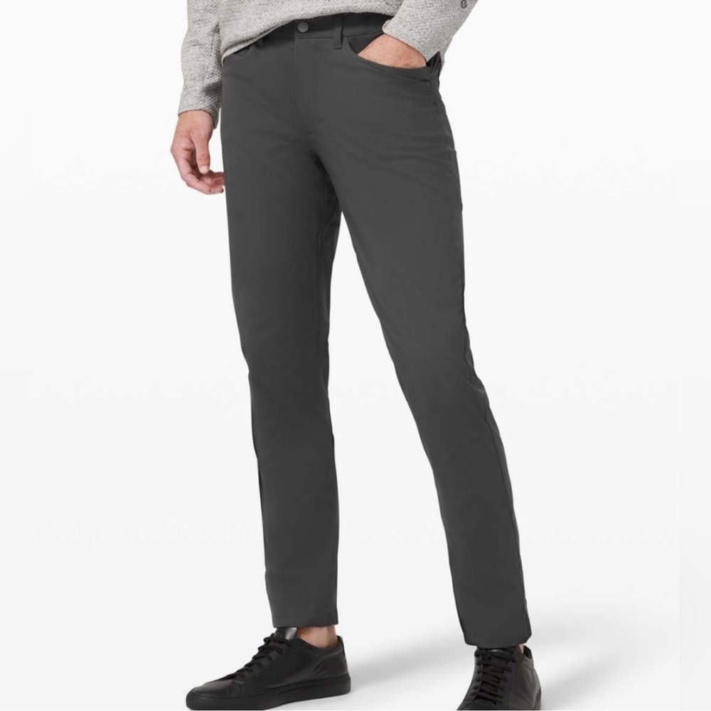 Lululemon ABC Commuter Pant 32"!